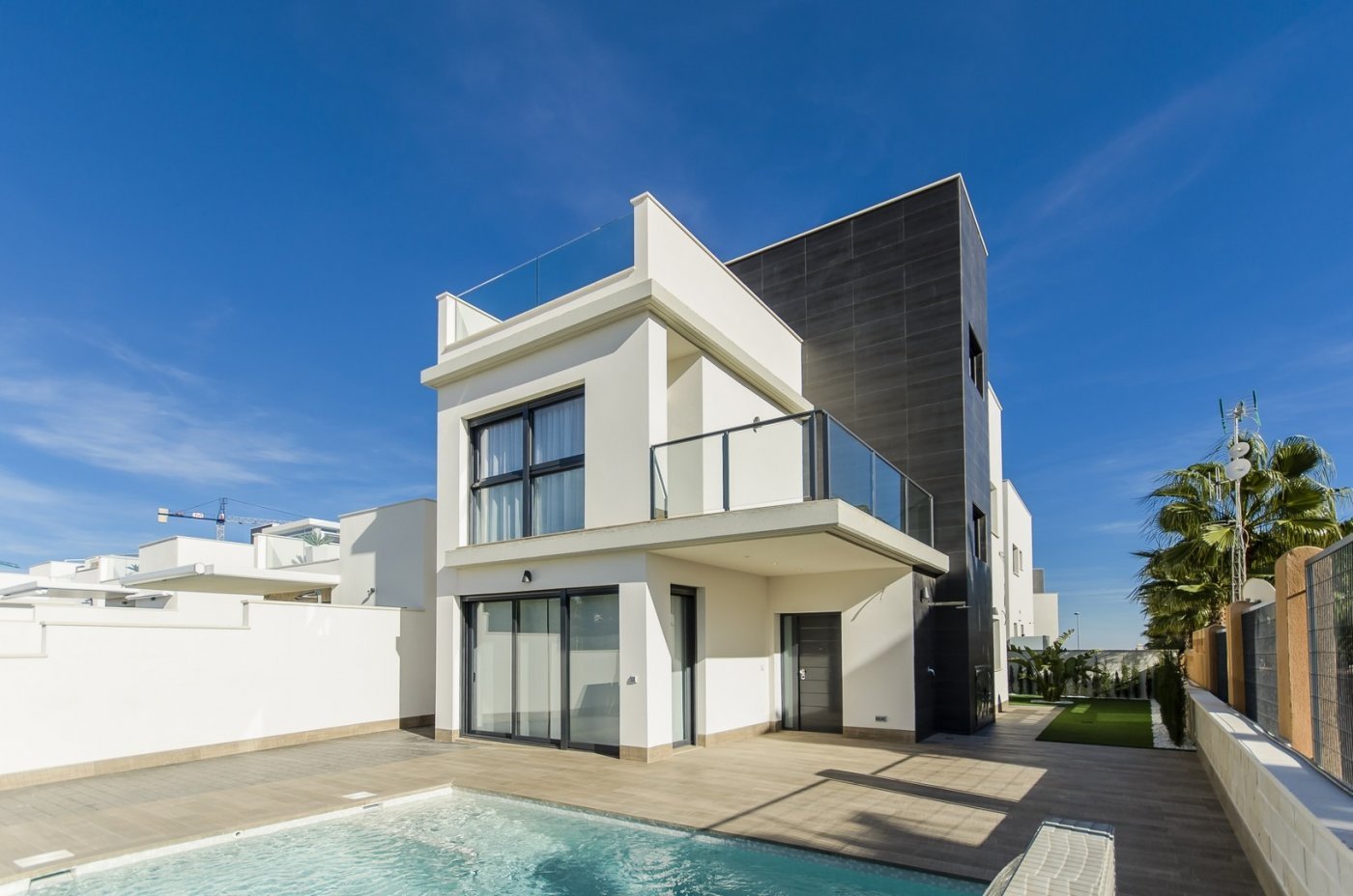 NEW BUILD RESIDENTIAL OF VILLAS IN SAN MIGUEL DE SALINAS 3 1 131