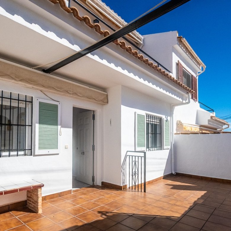 3 Bedroom 2 Bathroom Villa in San Miguel de Salinas o 1j83dlp721mvnrg81ipj30qdie23