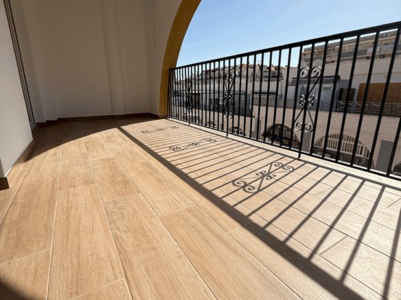 2 Bedroom 1 Bathroom Apartment in Torrevieja ourl 38