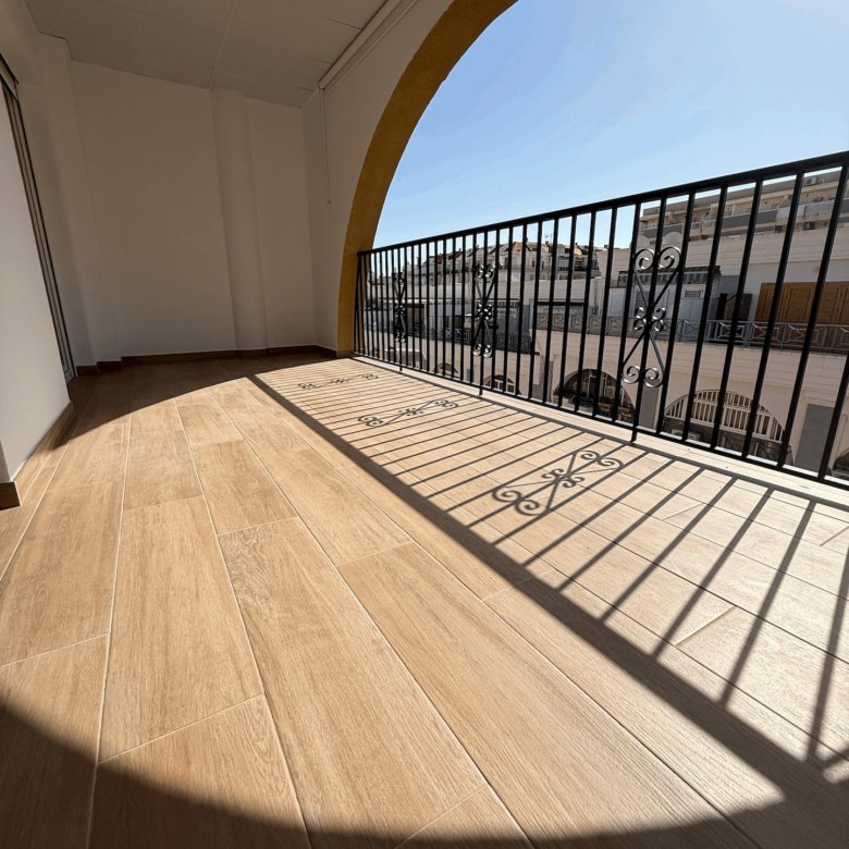 2 Bedroom 1 Bathroom Apartment in Torrevieja ourl 38