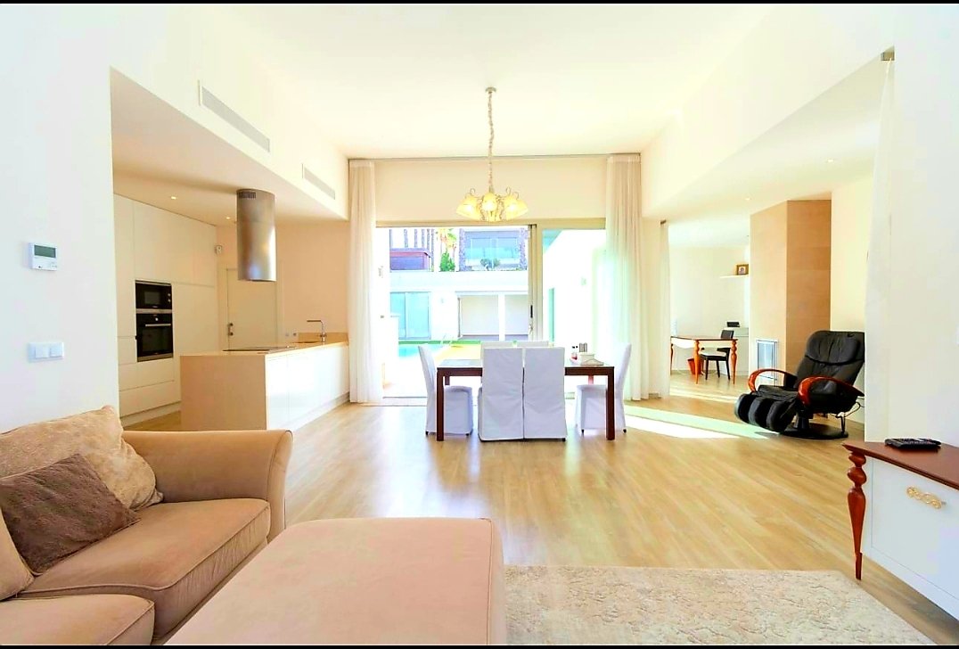 C0KO3LZK5Vep_1709738524-fullHD