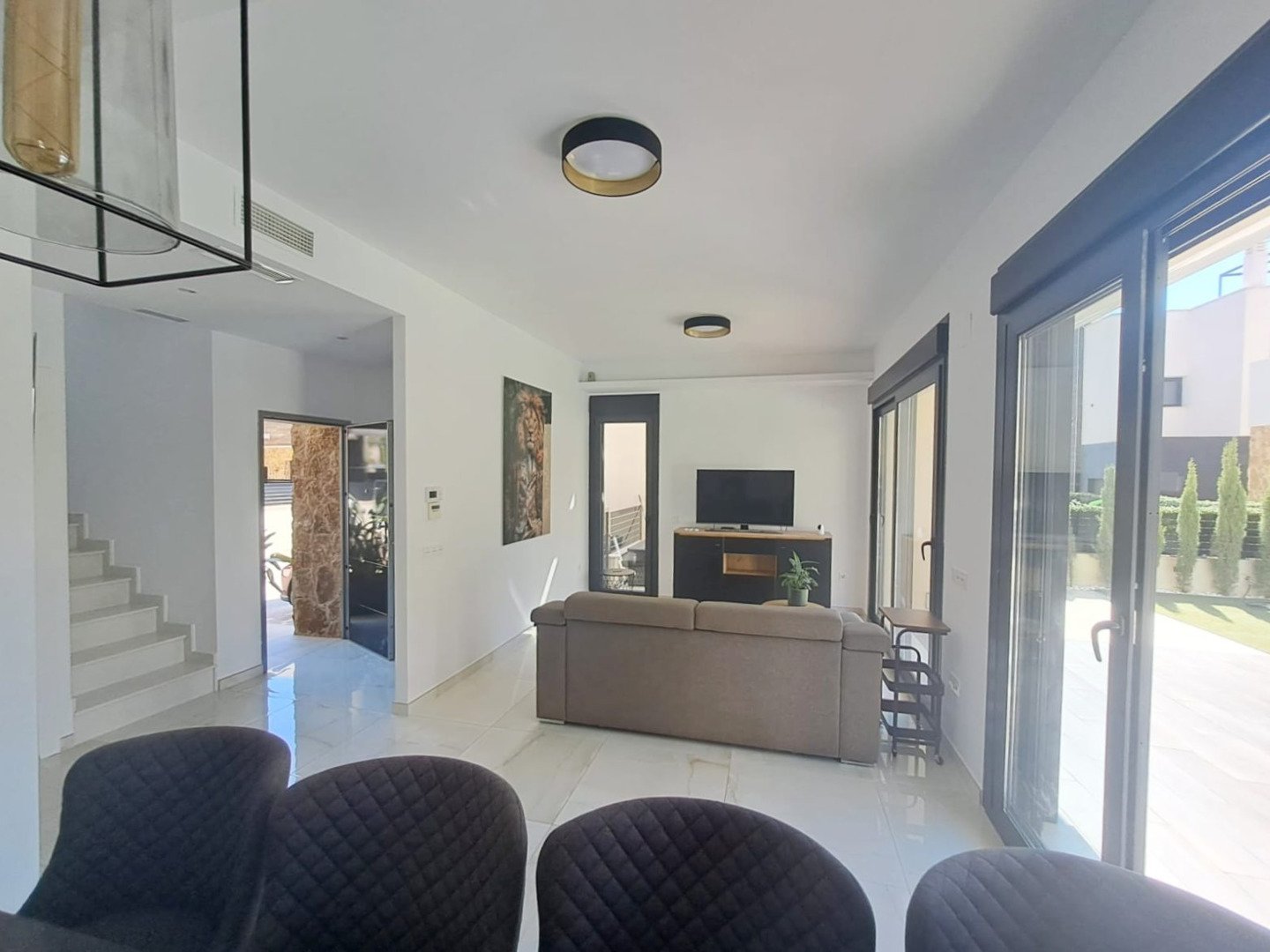 pKt0hAwRgpSl_1748603890-fullHD