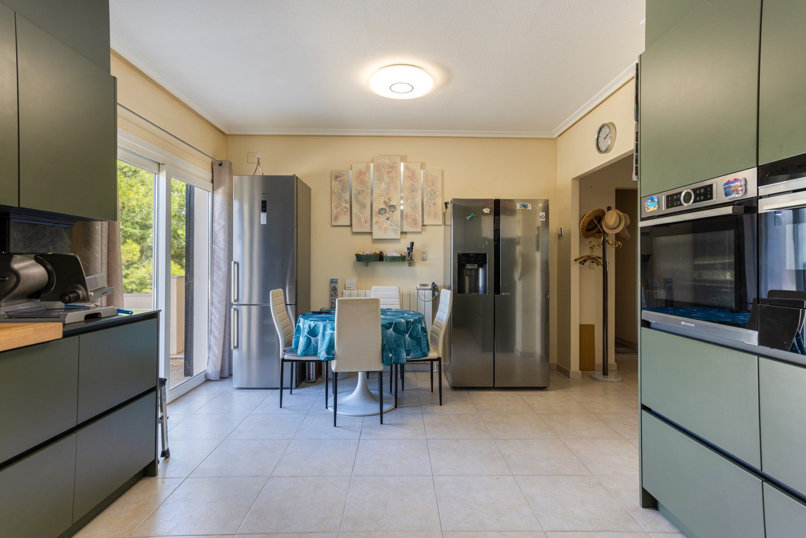 1140384_699d5bc22d960