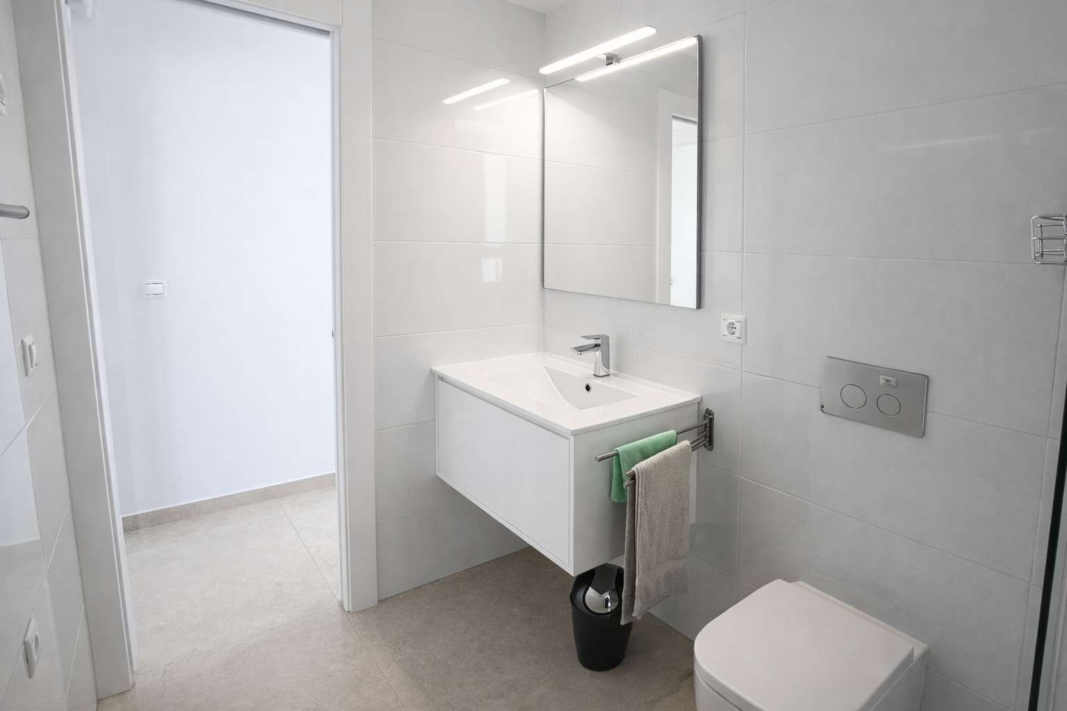 12852_stunning_detached_villa_with_heated_pool_and_large_underbuild_190226155459_31