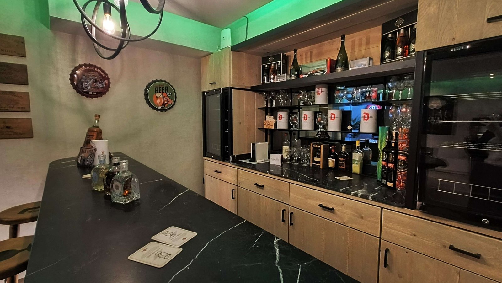 12852_stunning_detached_villa_with_heated_pool_and_large_underbuild_190226155532_44