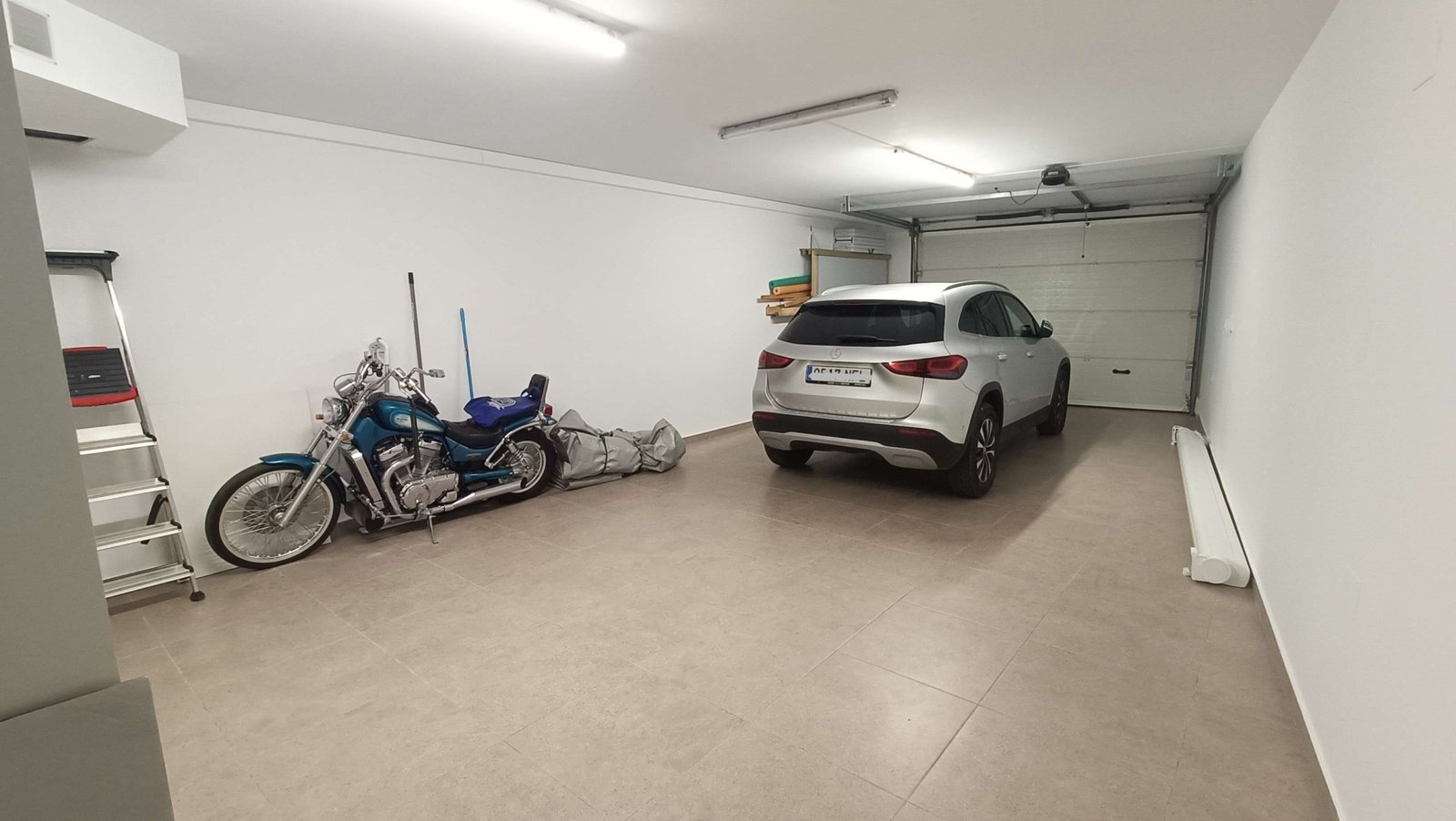 12852_stunning_detached_villa_with_heated_pool_and_large_underbuild_190226155543_46