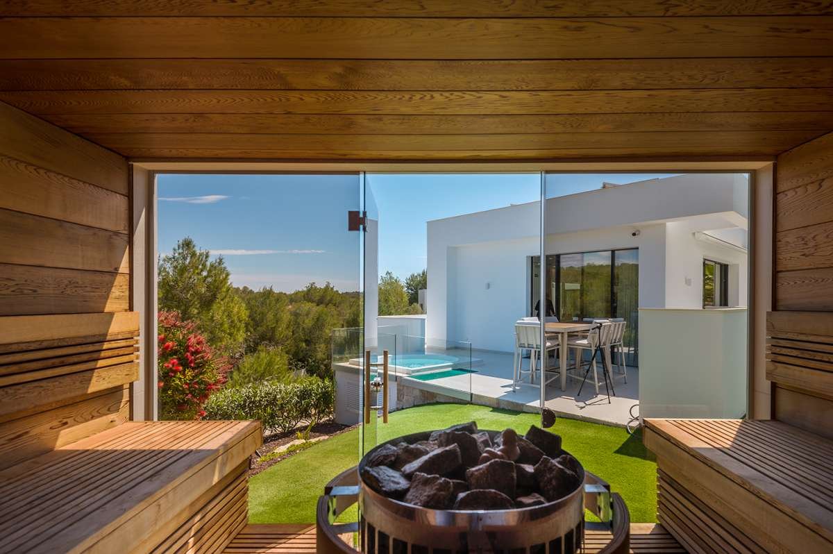 20260219111815000000_72