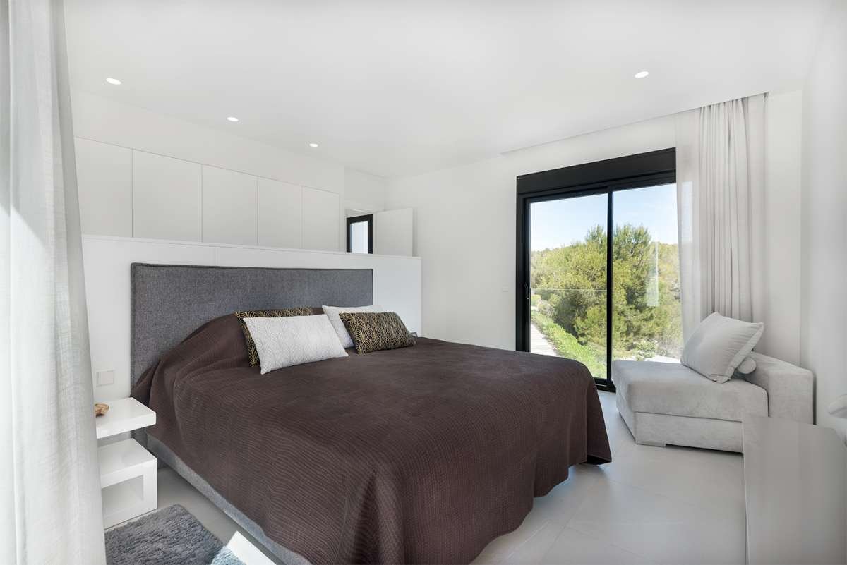 20260219115004000000_38