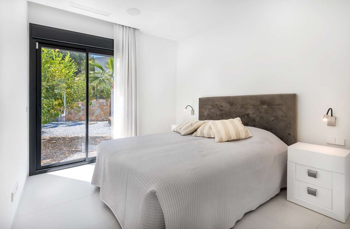 20260219115004000000_52