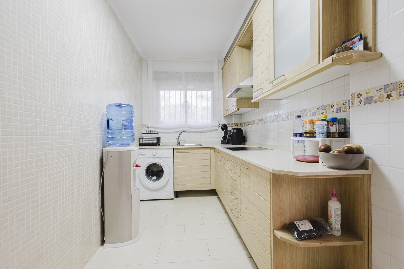 2237_o_1ji4u67581r4p1pma1fsoaknhj41f