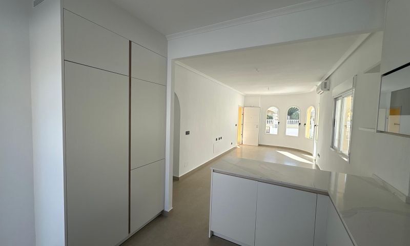 303712bf-b73d08cf-2976-45b1-ad41-204644e0e44a