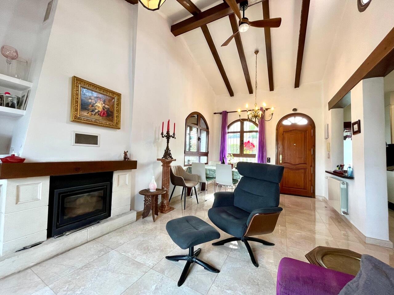 4851-villa-for-sale-in-villamartin-2889431-large