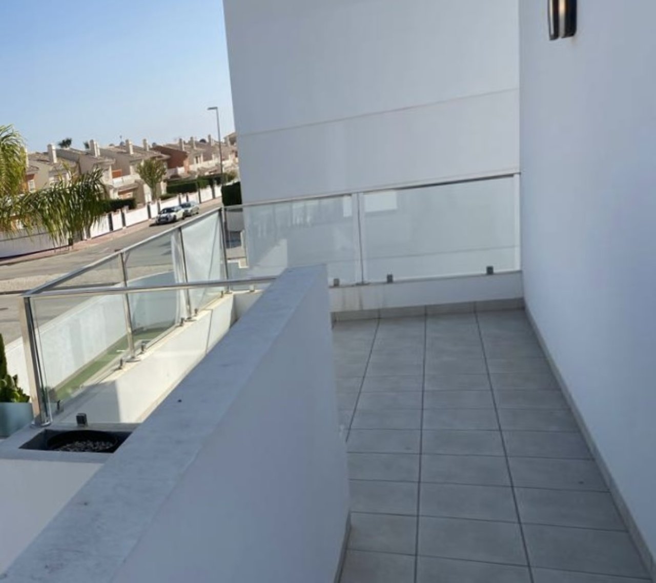 4c0daa97-1870-4efd-bbb9-3115267dbf11_xlarge