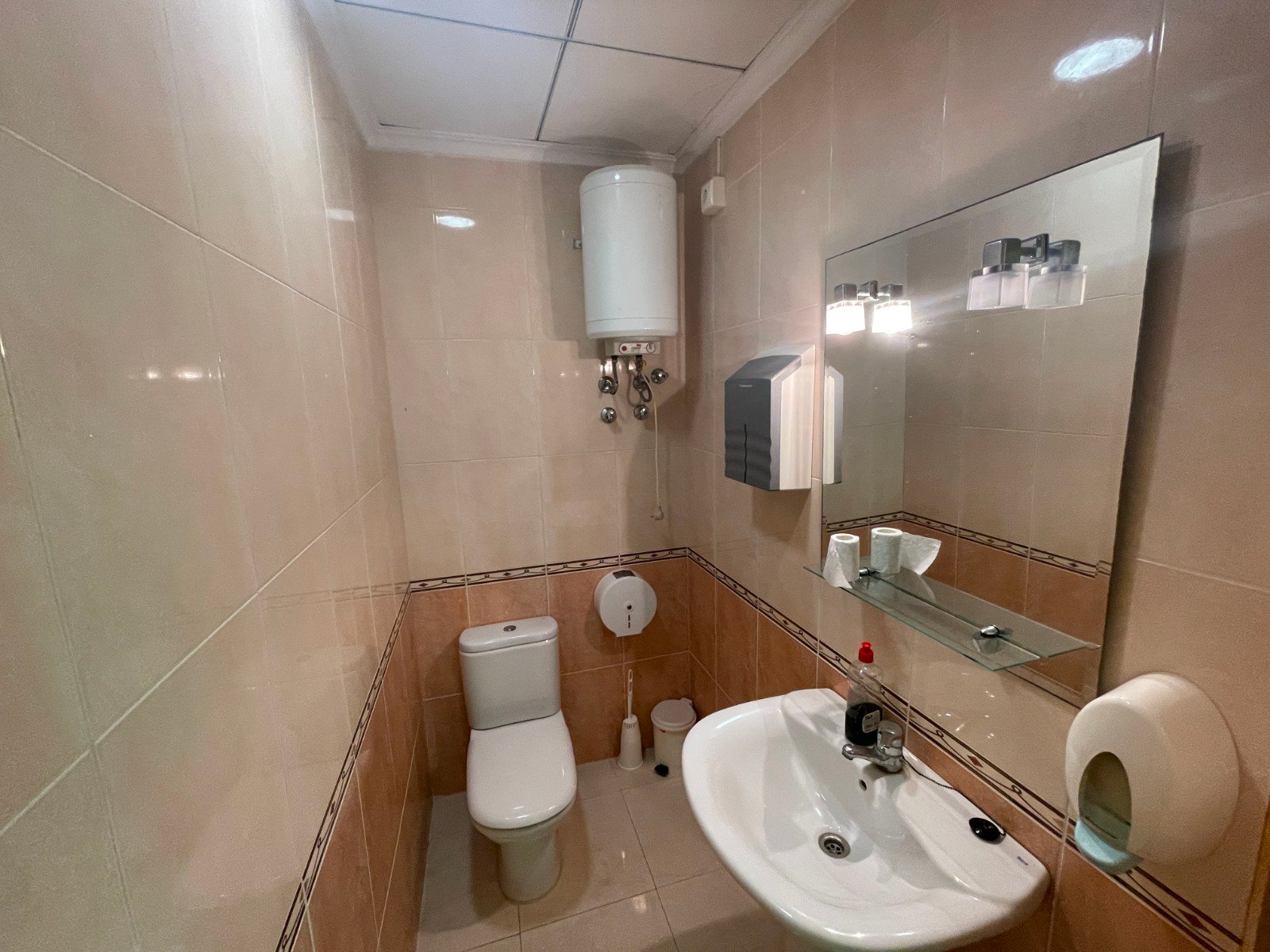 504567_69412830f0398