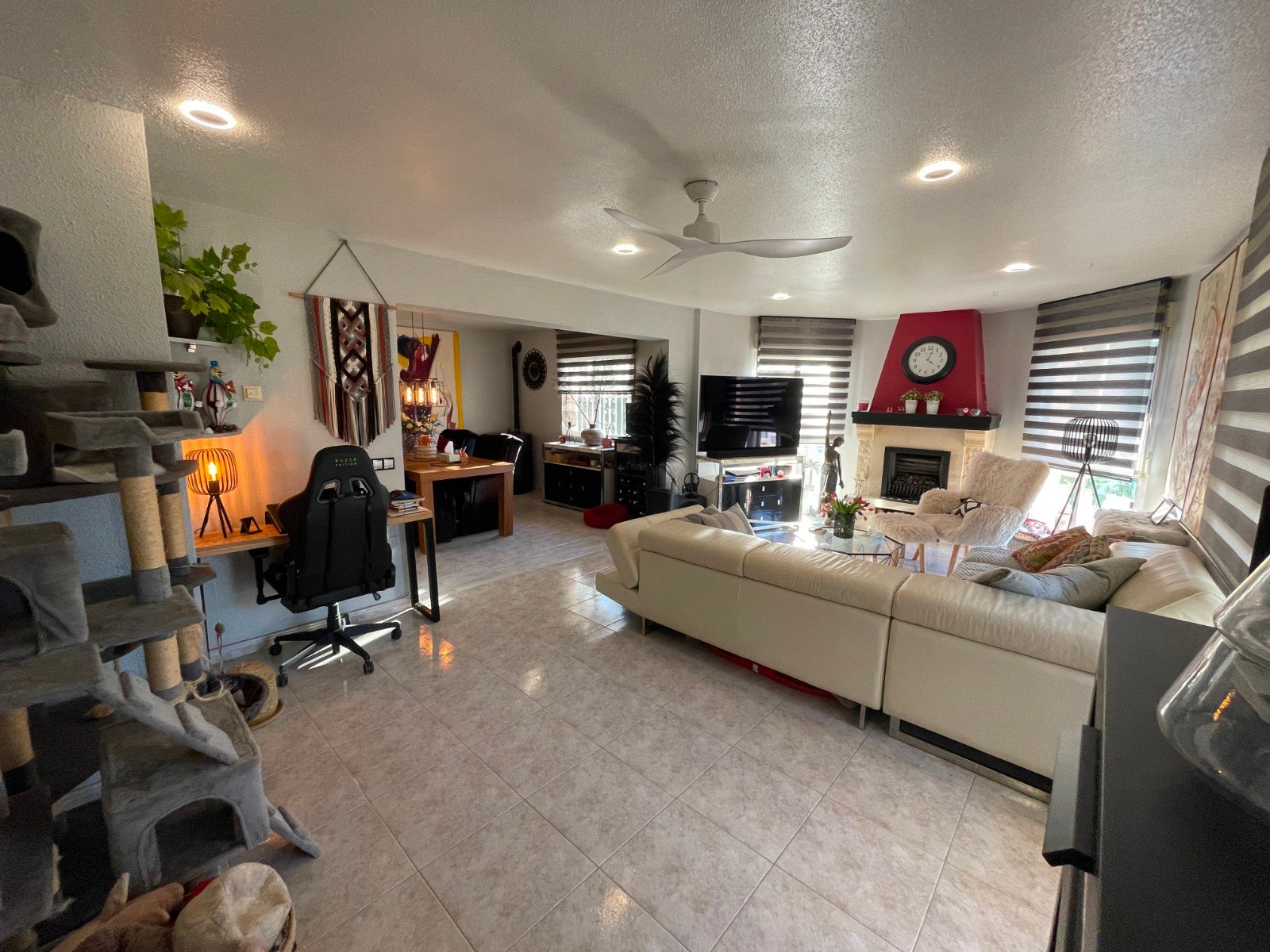 607668_694127c2dc311