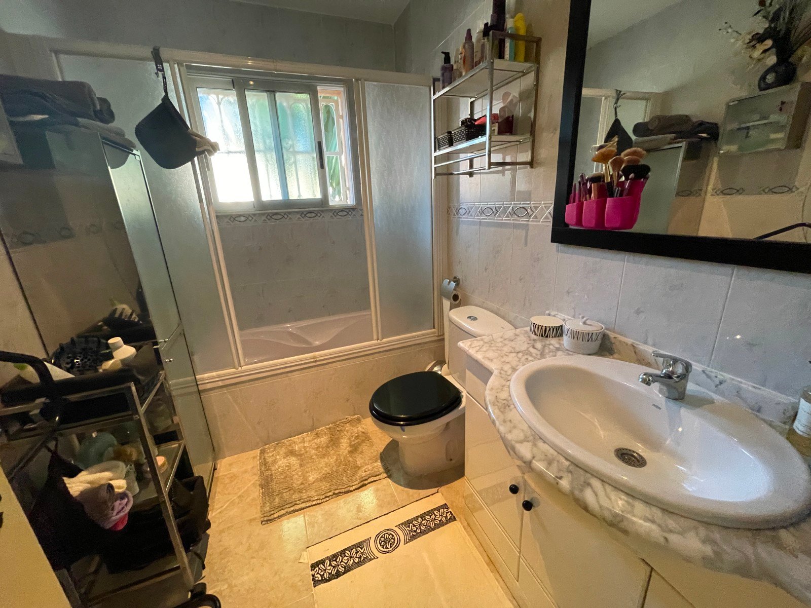 607681_694127c27e549