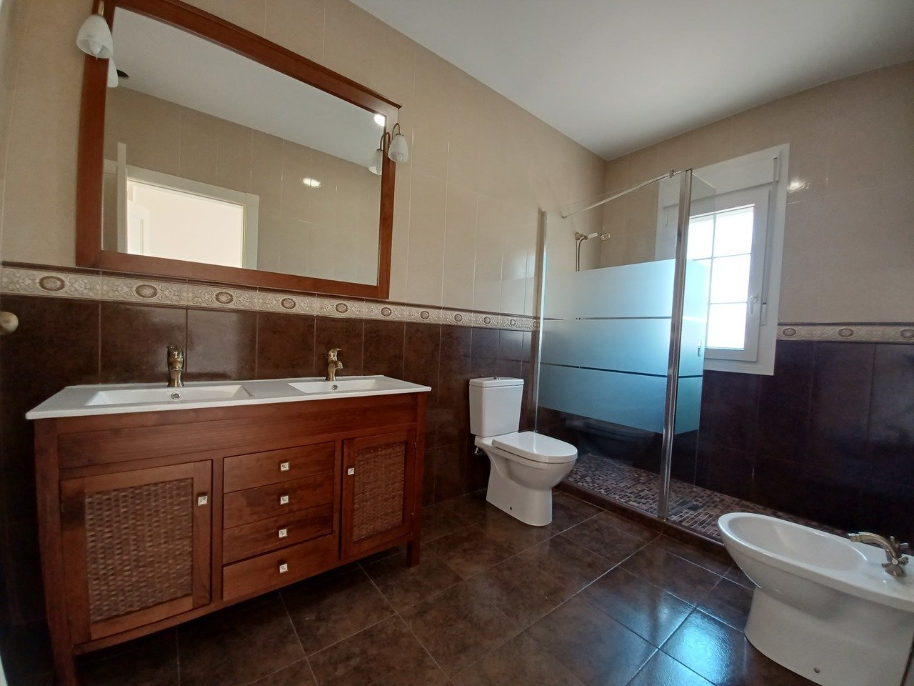 6bd47f138073ce8ec03b_xlarge