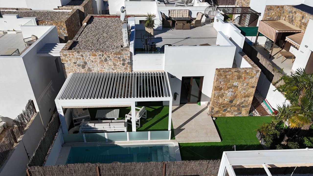 7b17c661-5f6f-4bb9-815c-b456048b6f0f_xlarge