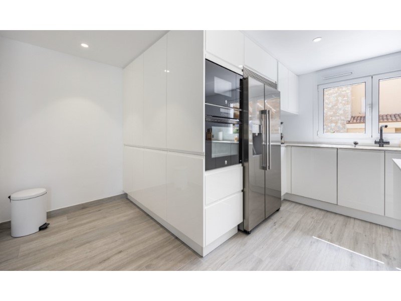 ID224a8501-0000-0500-0000-00001696be12