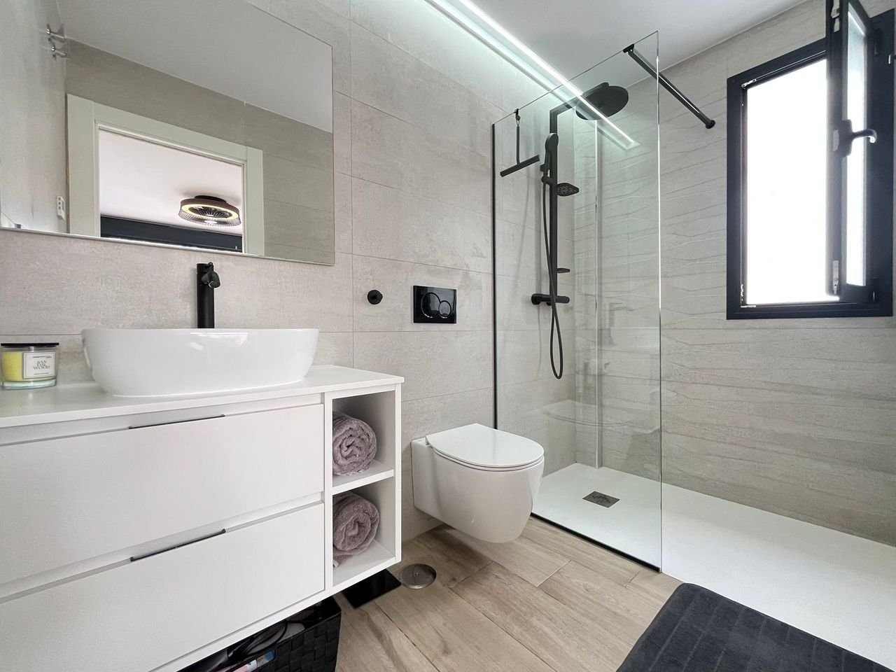 WhatsApp_Image_2025-10-13_at_19.43.56__2__xlarge