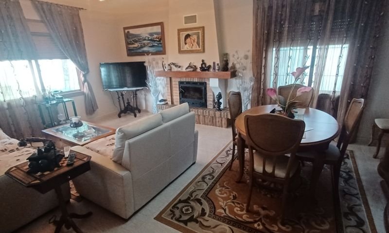 e81fbba4-20230912-102713