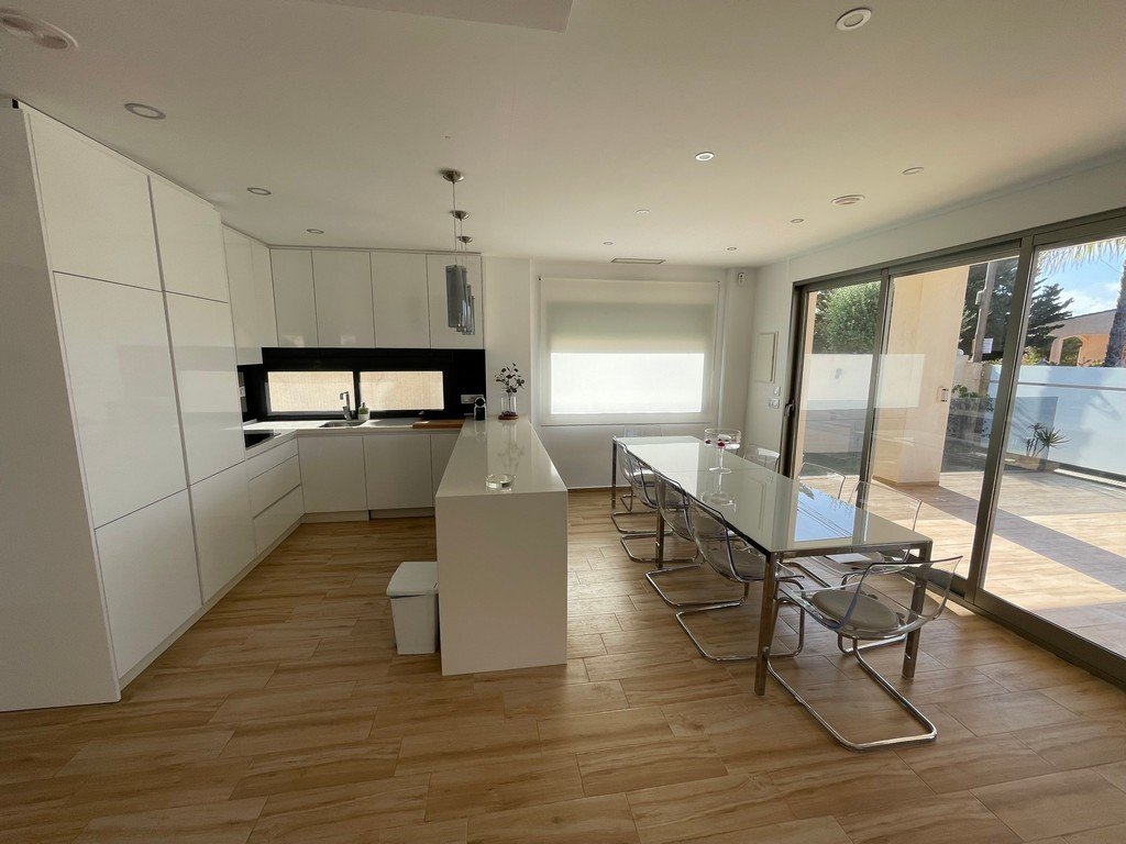 full_1389529_63080938