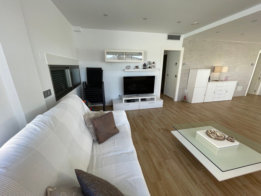 full_1389529_63080942