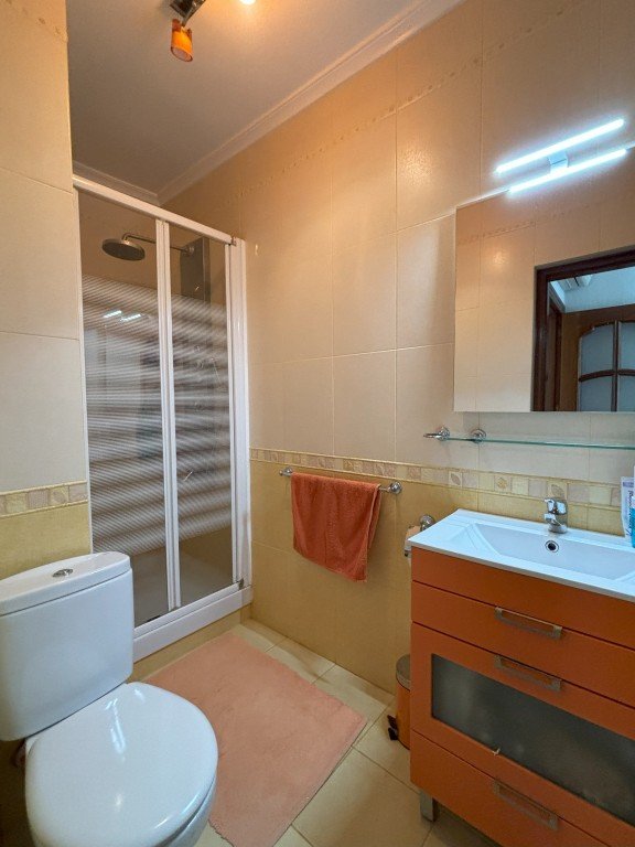 full_1464916_64811973