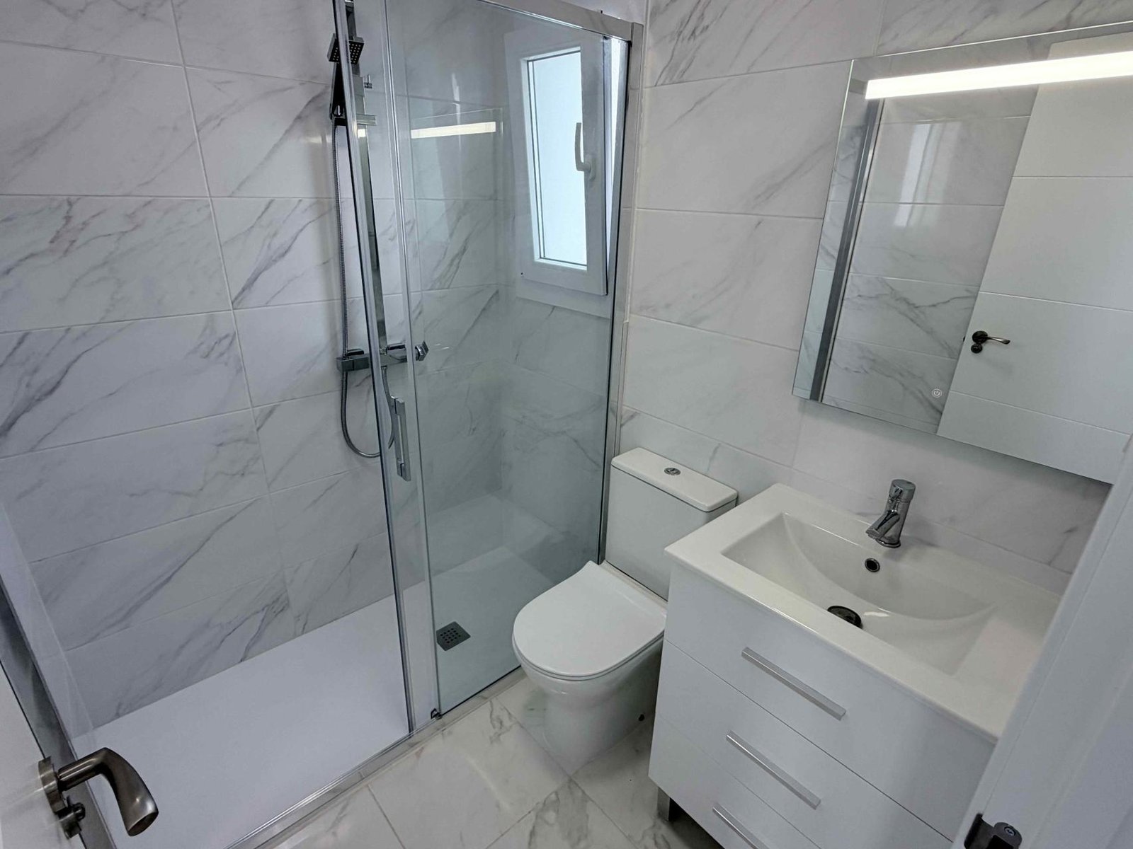 g_ubdixdeeyk2nw4iziecb