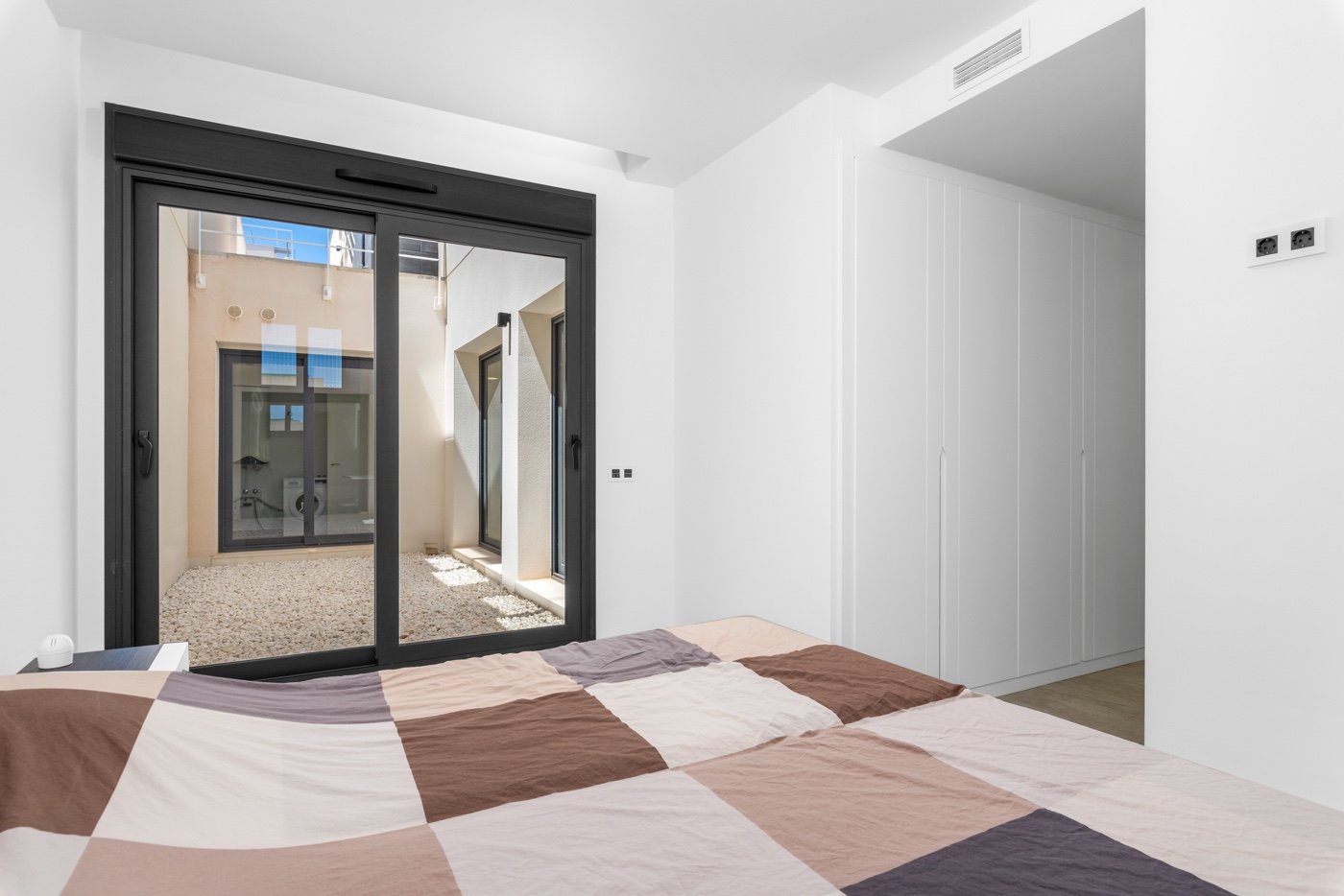 o_1ht6r1v1e1g0n1kguk5pt3q1iuk46