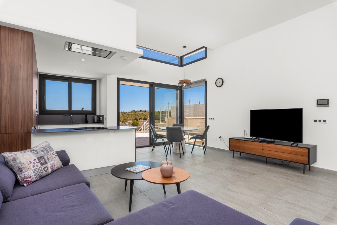 o_1ht6r1v1e2fp1ateih8u81jja38