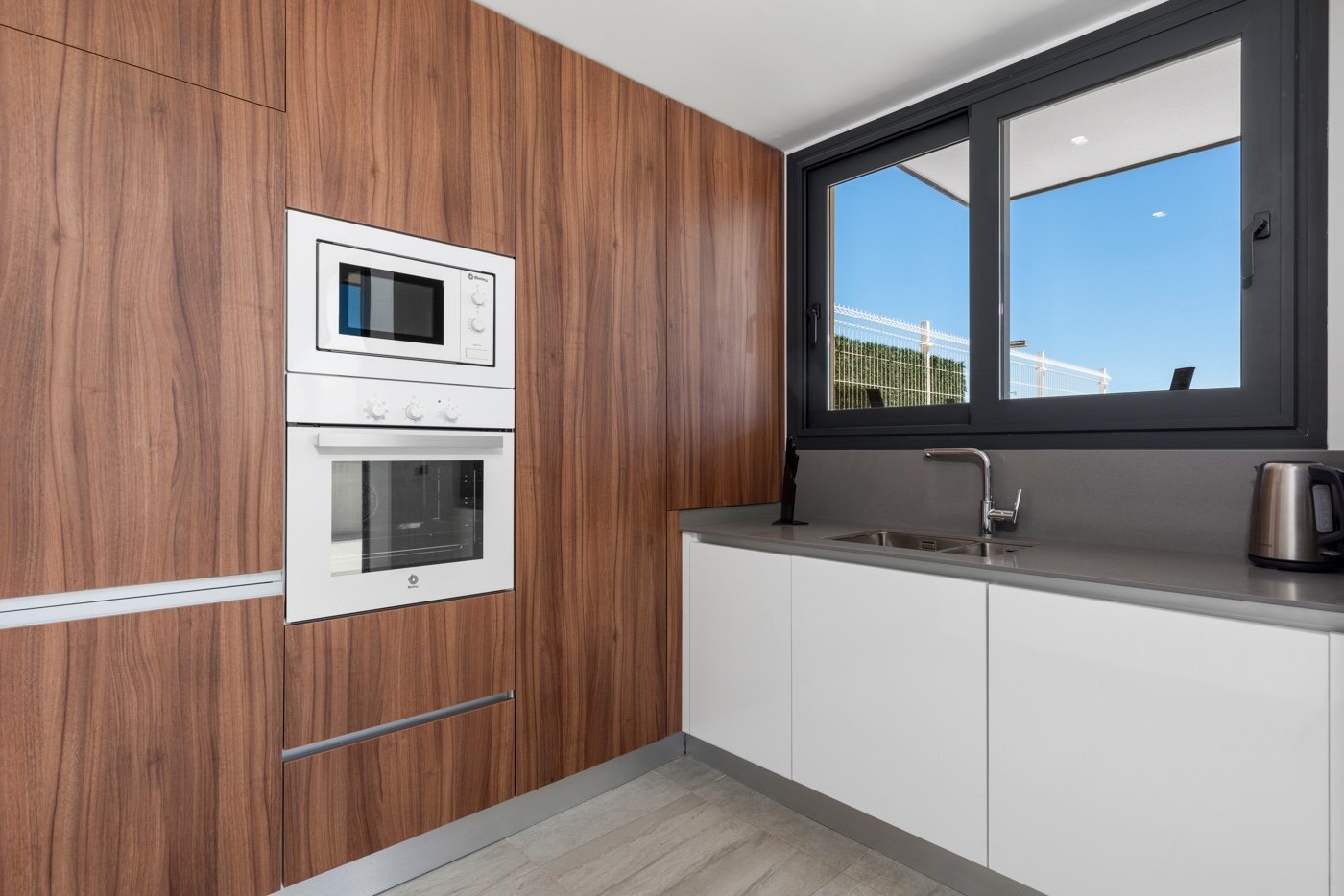 o_1ht6r1v1e7nkkabirm33q7143d