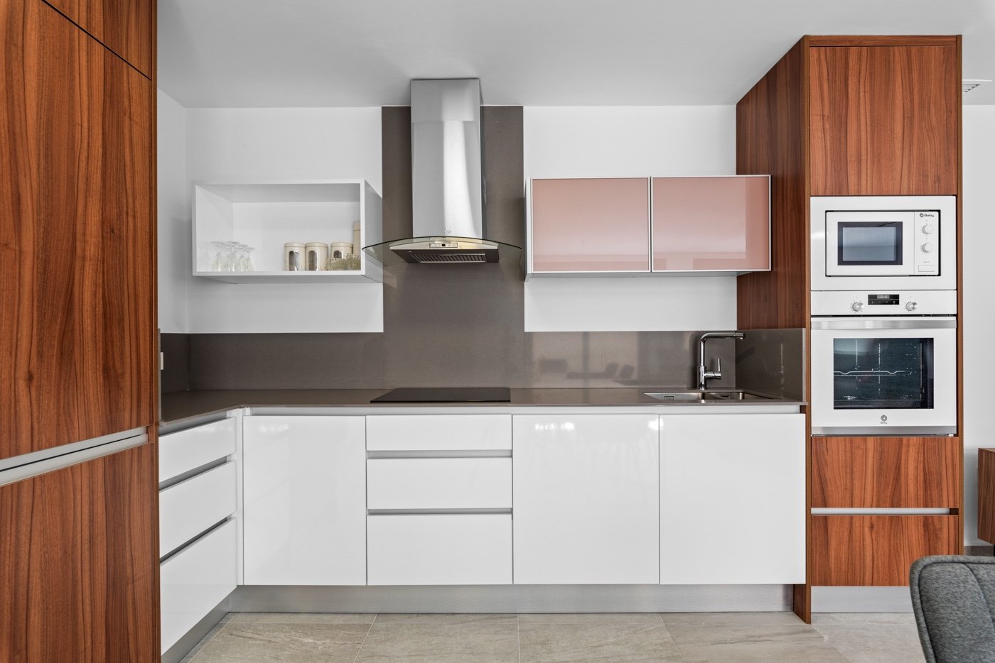 o_1ht6r1v1enba1emm1k7vpp48a83v