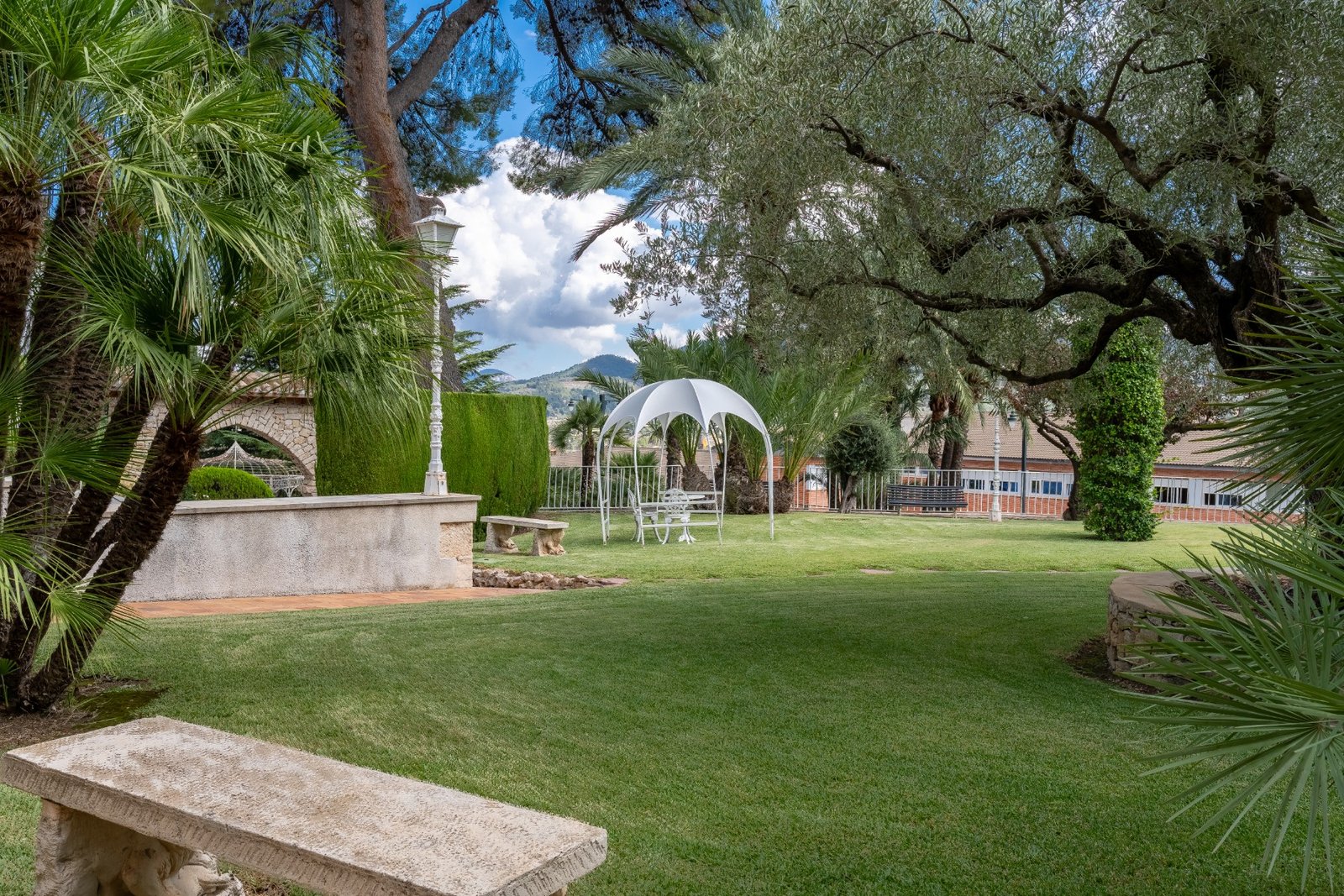 o_1i7l9pdsb186p6ch1g0d1clec3h91