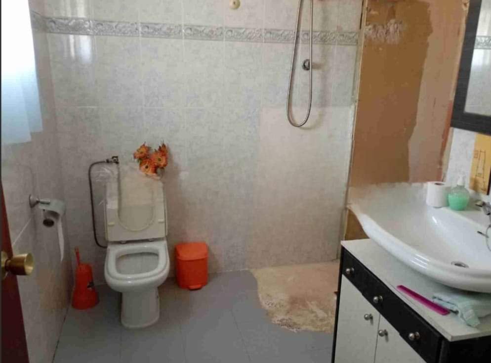 o_1icv600be82c1c7f158f12eg4f923