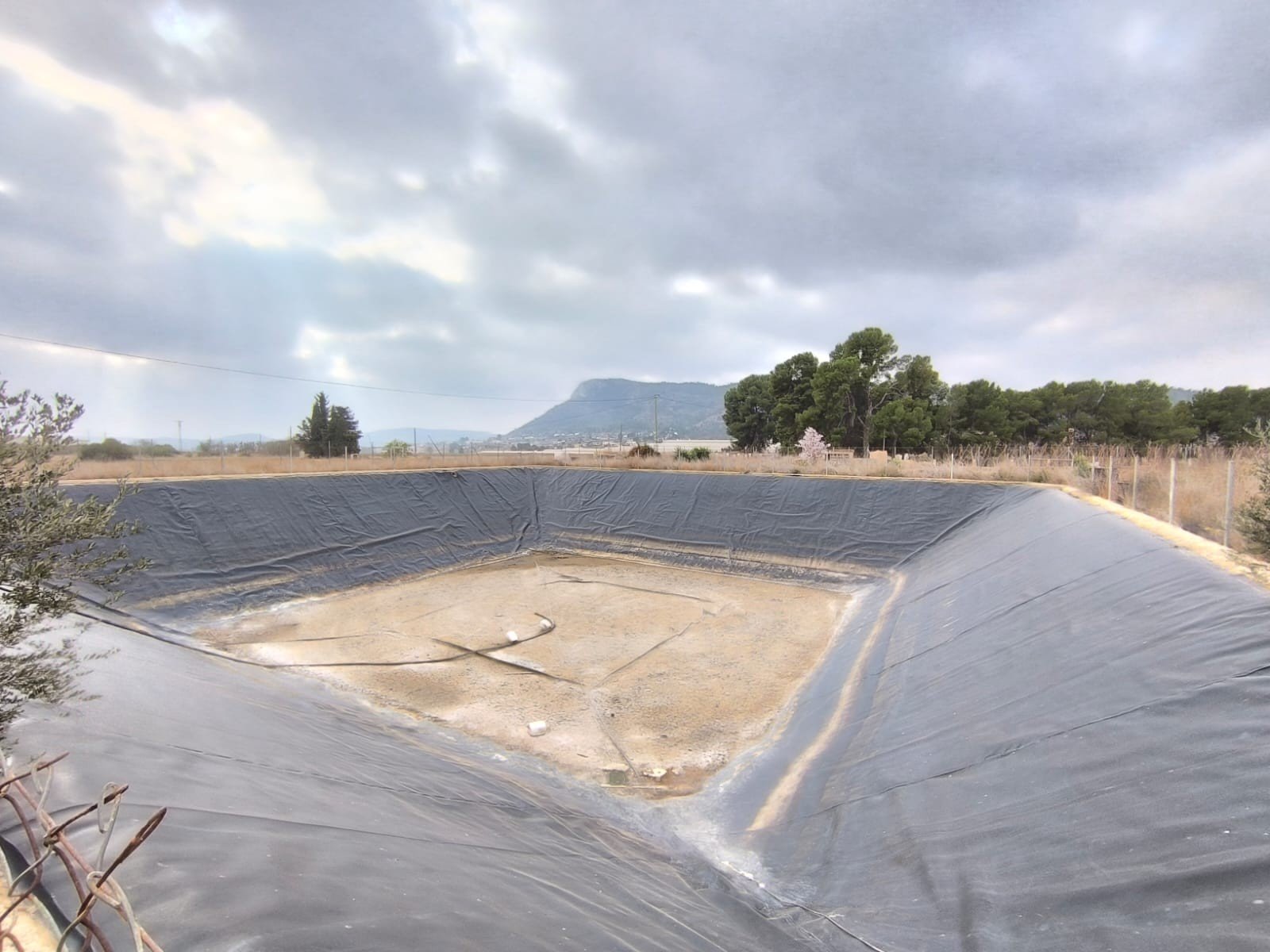 o_1ikn5bjvl17c41gt0ab214oa1son28