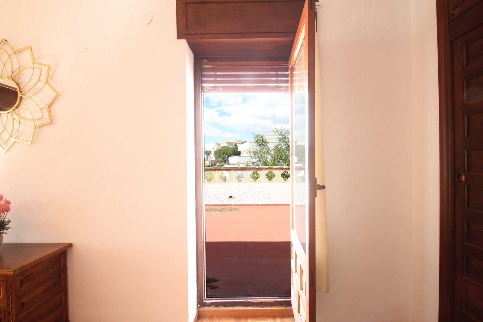 o_1inc1a8el15rf1sv3lva15a81jq640