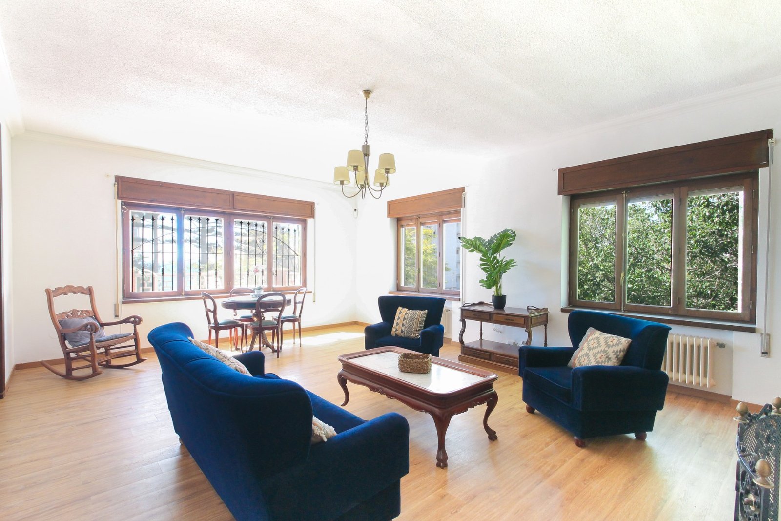 o_1inc1a8el1f1f1vpv4b91ef4uoa3j