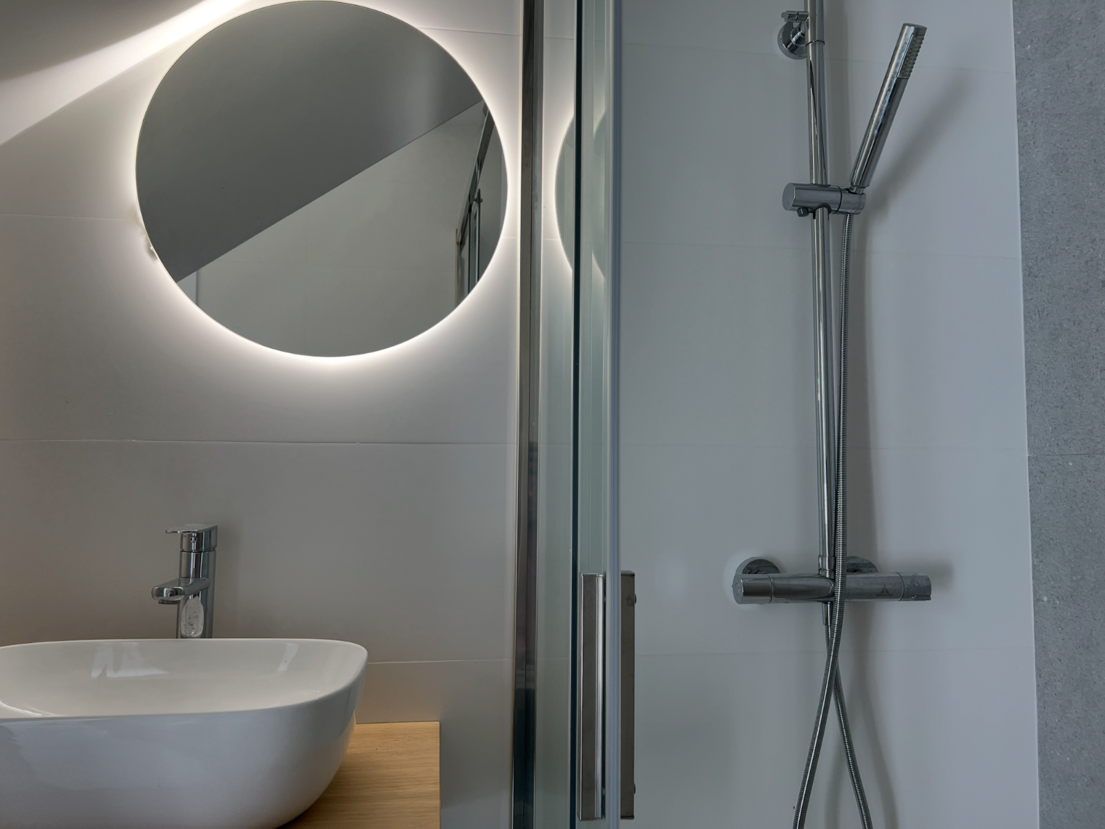 o_1ioddnouhbi8138hm5i146t6h38p