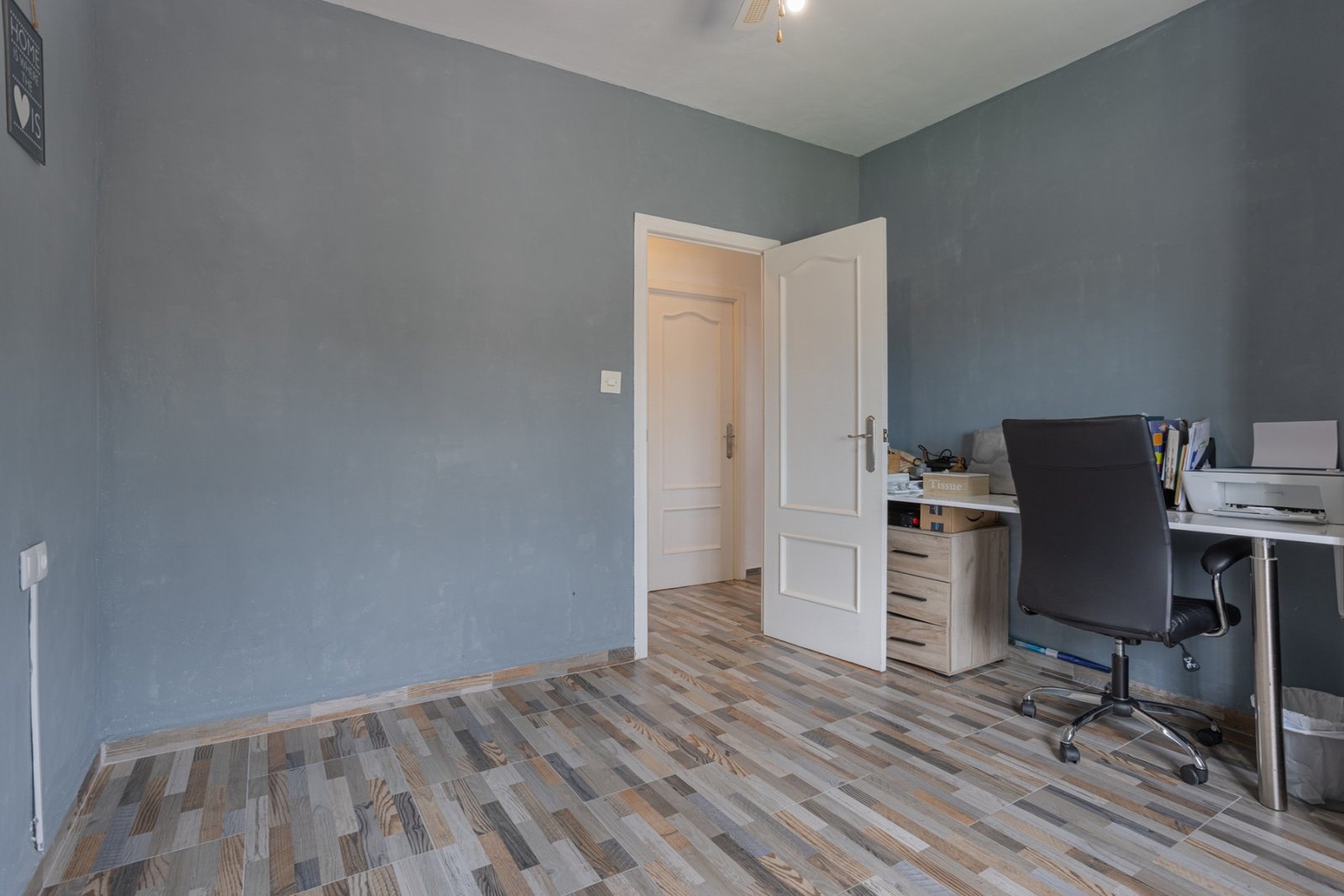 o_1iqvdfsvk1om1d7m981k9h69q1q