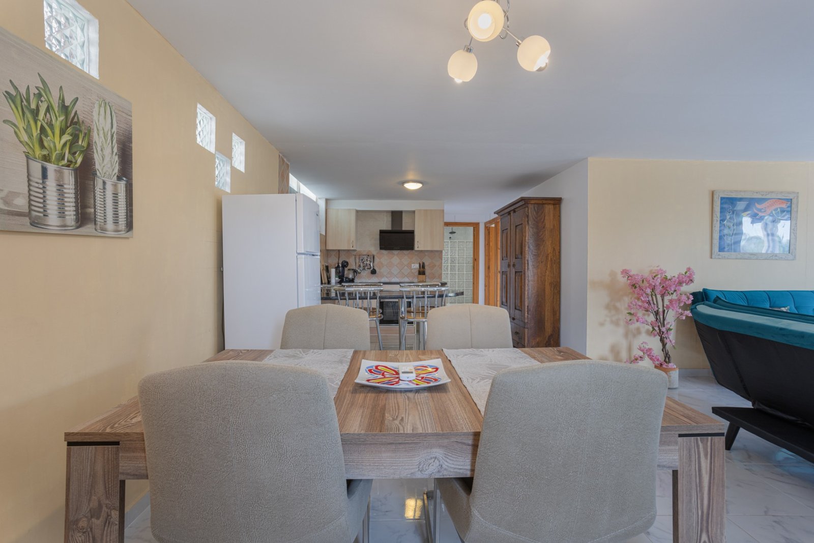 o_1iqvdi5om6cc1o1ngtn10aq1ojs2o