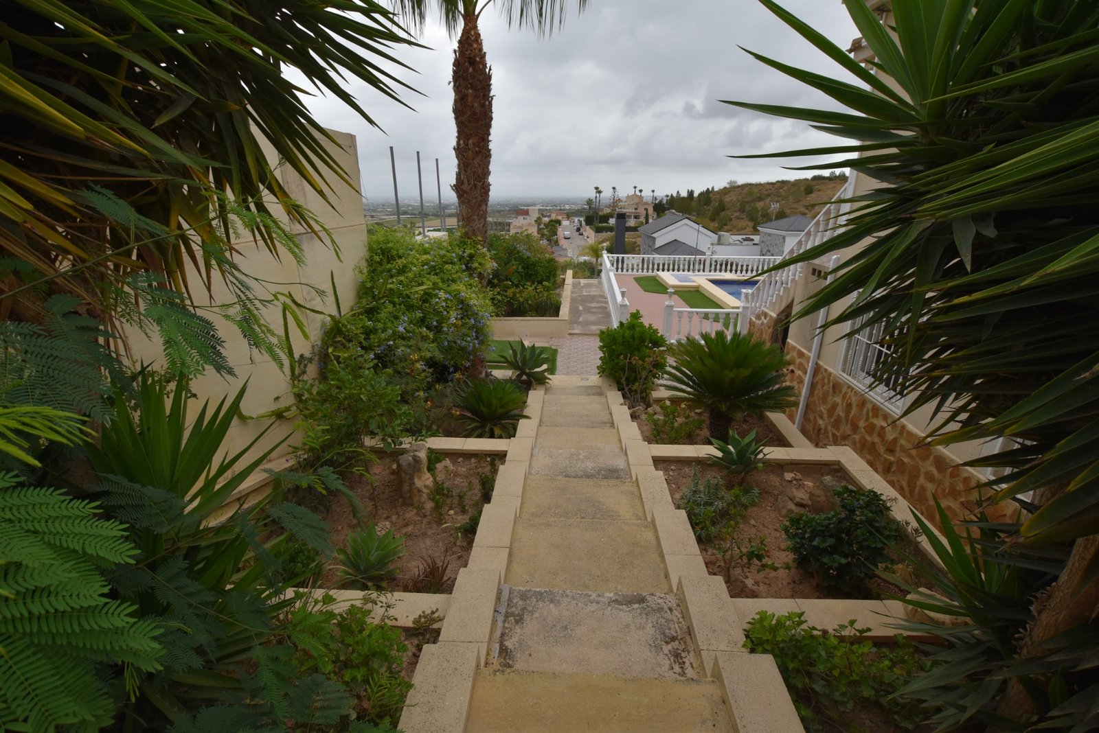 o_1ivplvu801no41i9e176o1m8t19kl58