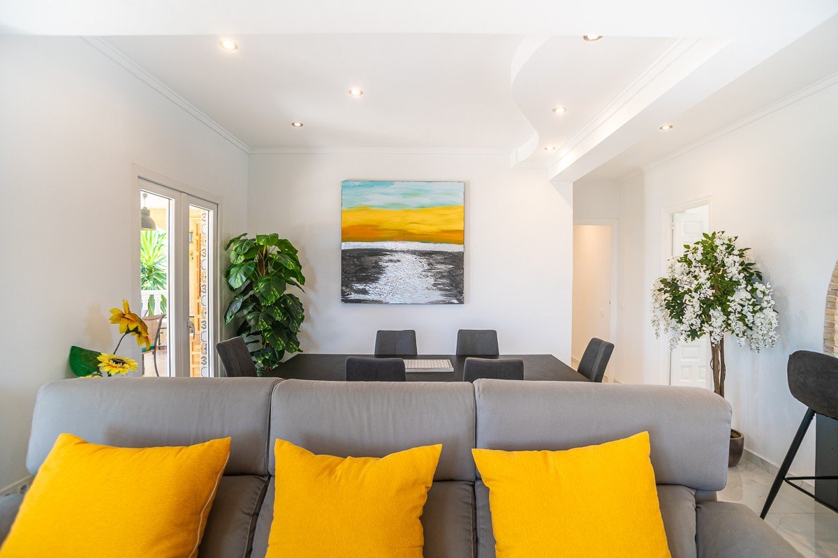 o_1j1qh7q0a1rq3drv18clhq21vo03m