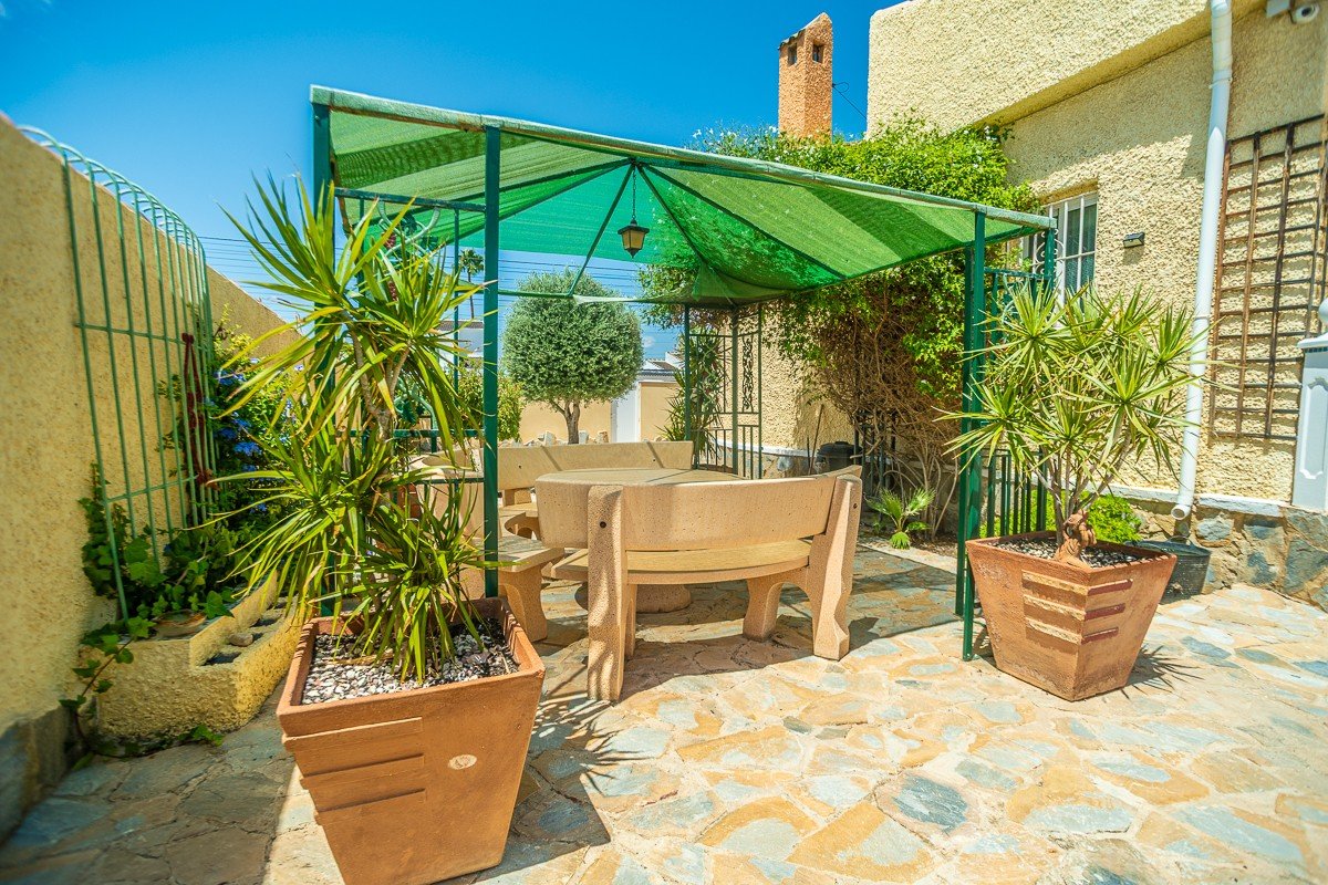 o_1j1qh7q0b1aen14rdsq21o6qn3647