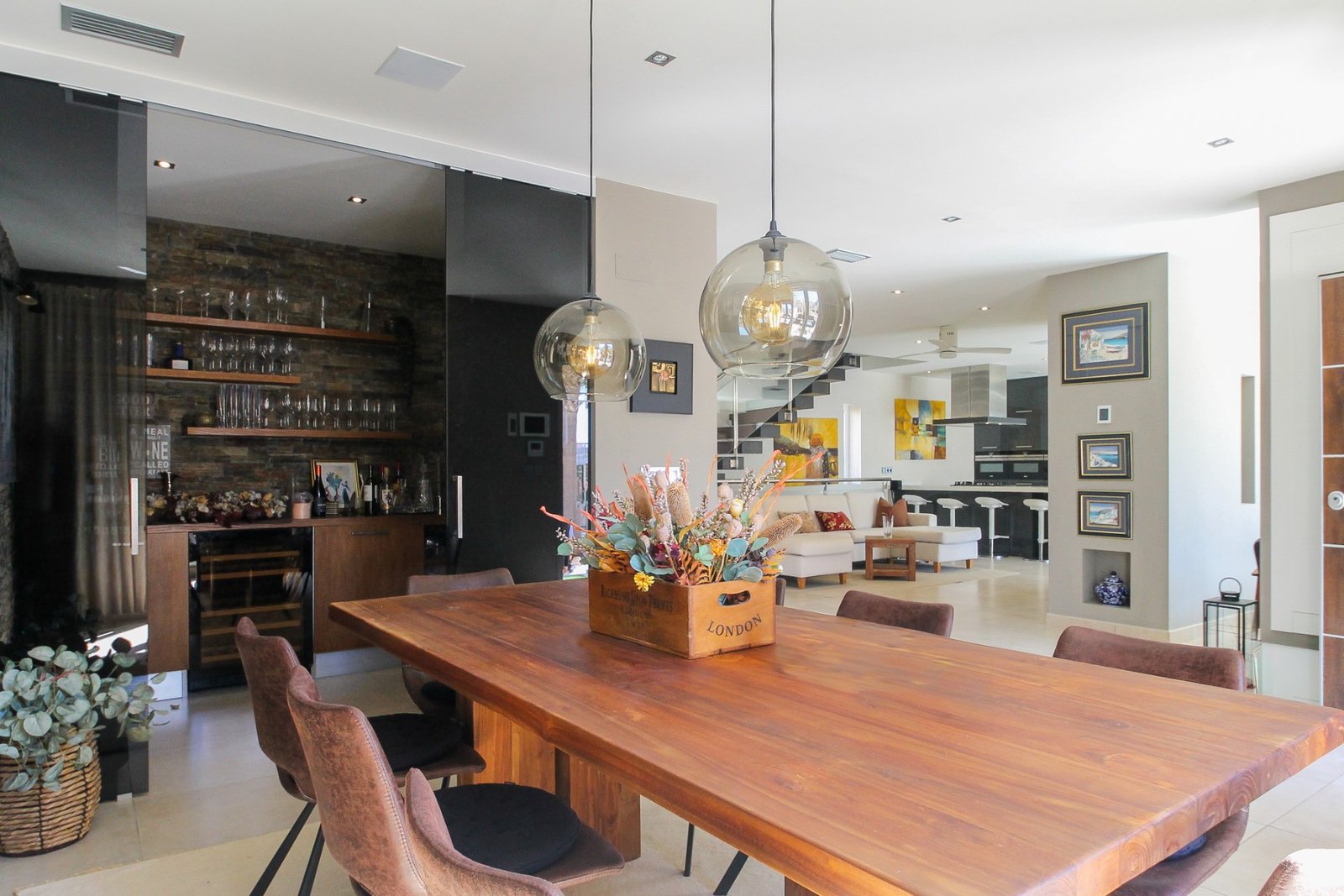 o_1j4kosvli13c5177g1pak2pr67354