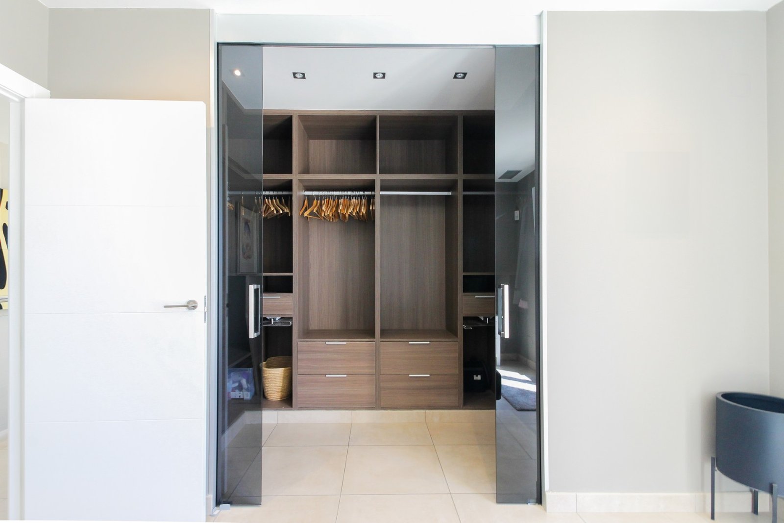 o_1j4kosvli1ec42fp16vcobp19q946