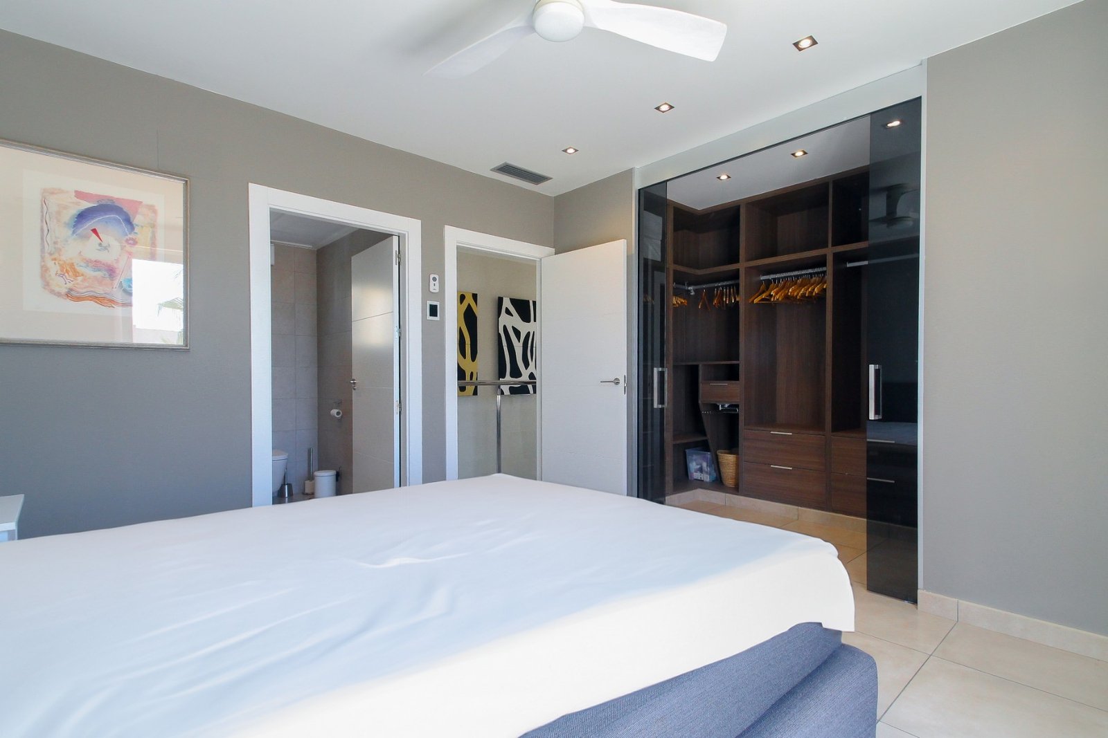 o_1j56bafm8s7pp74jc6kjijl21i