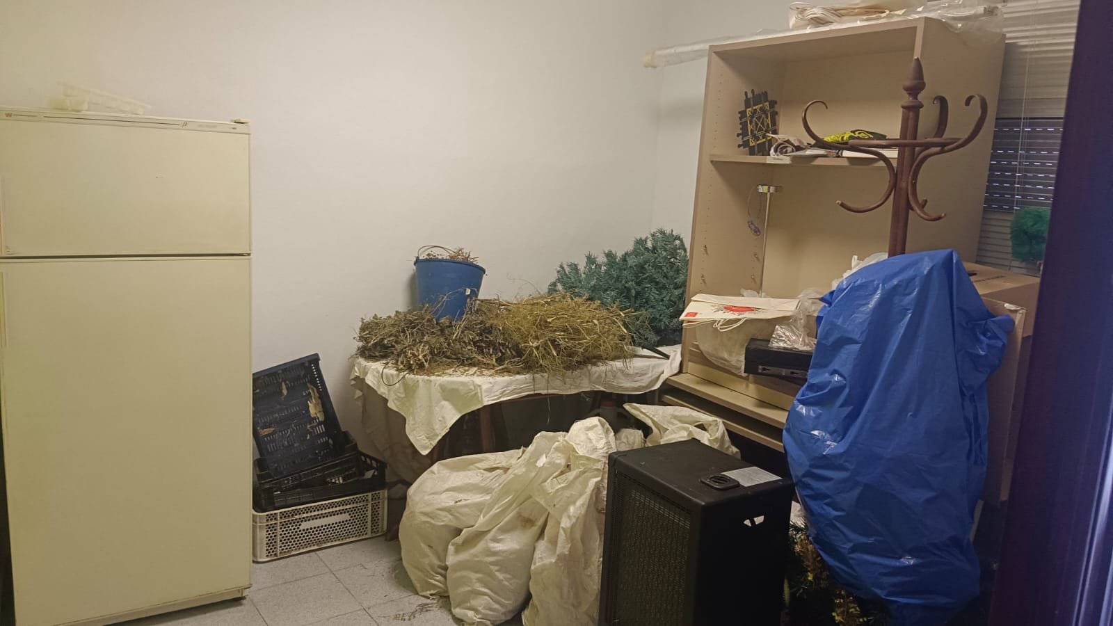 o_1j810q05urf71d6f1os41d6ip6p28