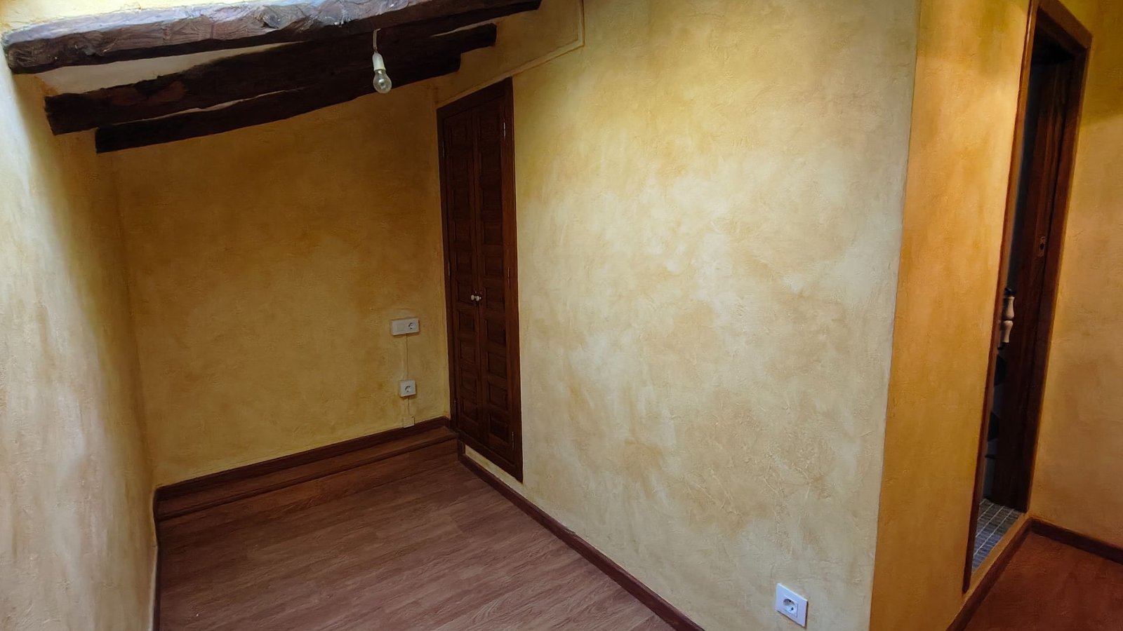 o_1j8l87ggs1lg9qlv13ph1dec9a85c