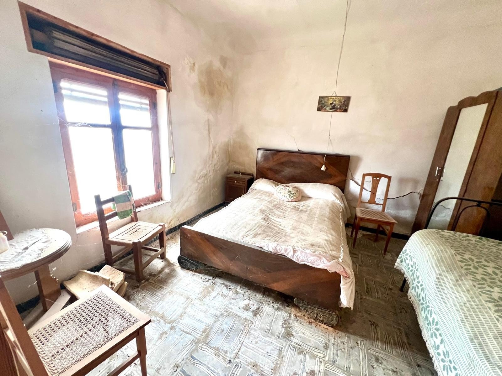 o_1j8ldv208mtl1mr01ldkdr7t2b26